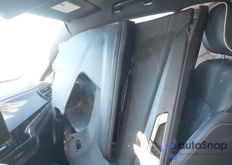 2025 Volkswagen Atlas Cross Sport 2.0T Sel Premium R-Line z USA, uszkodzony, nr VIN 1V2FE2CA1SC225510